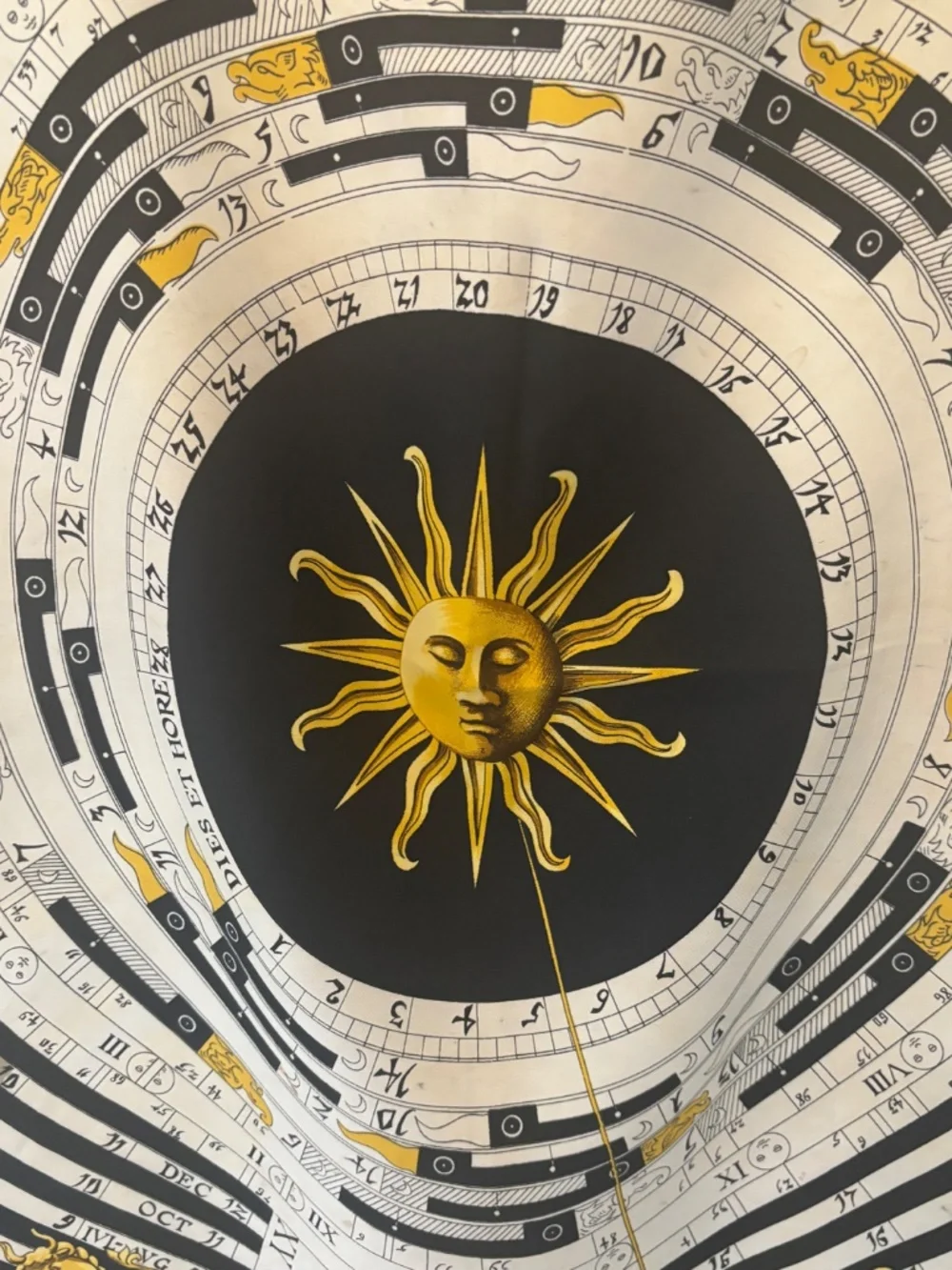 HERMES DIES ET HORE SILK SCARF